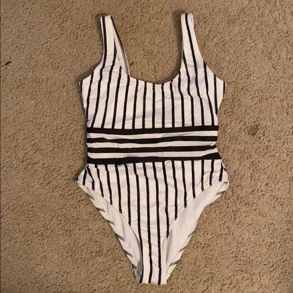 One piece swimsuit